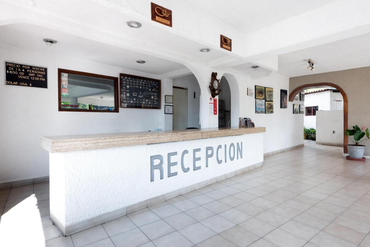 Oyo Hotel Belmar,Caleta, Acapulco Extérieur photo