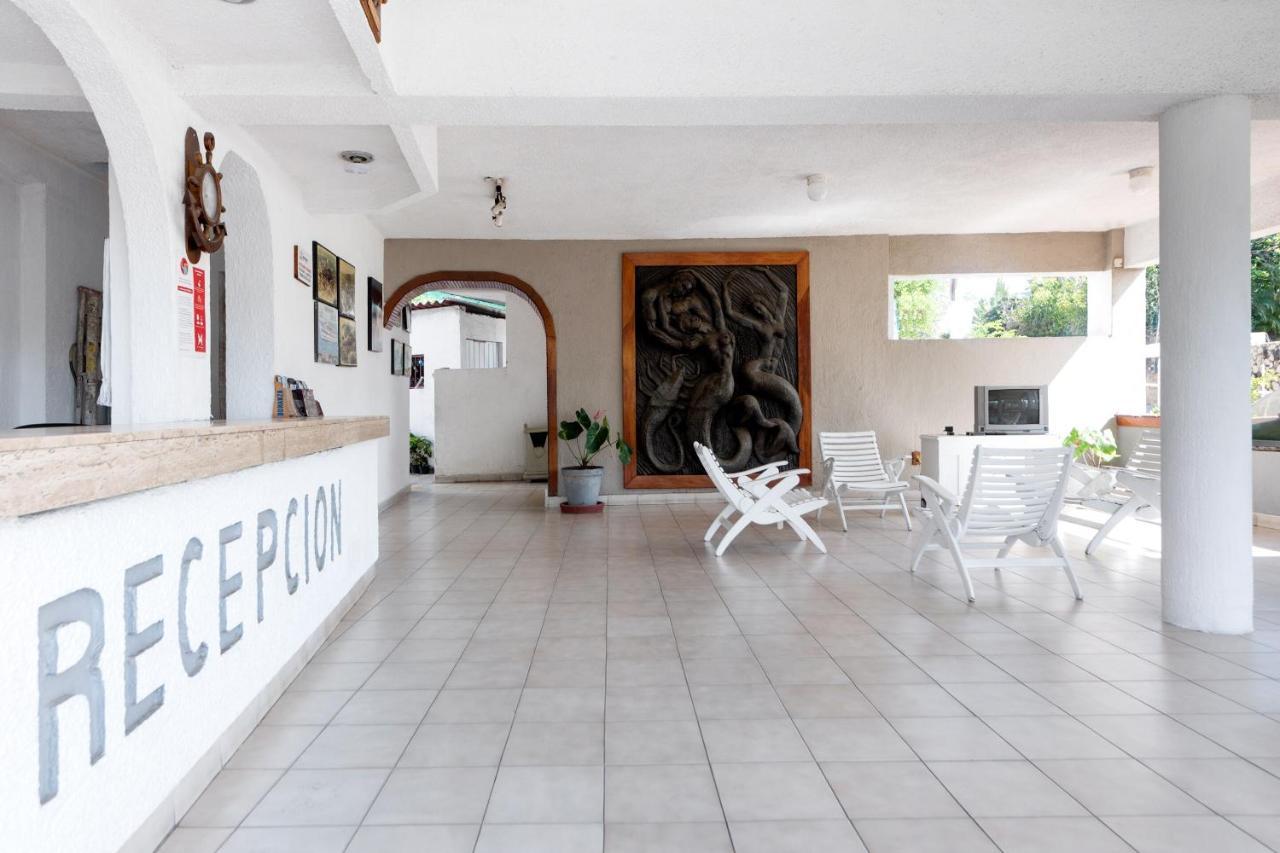 Oyo Hotel Belmar,Caleta, Acapulco Extérieur photo